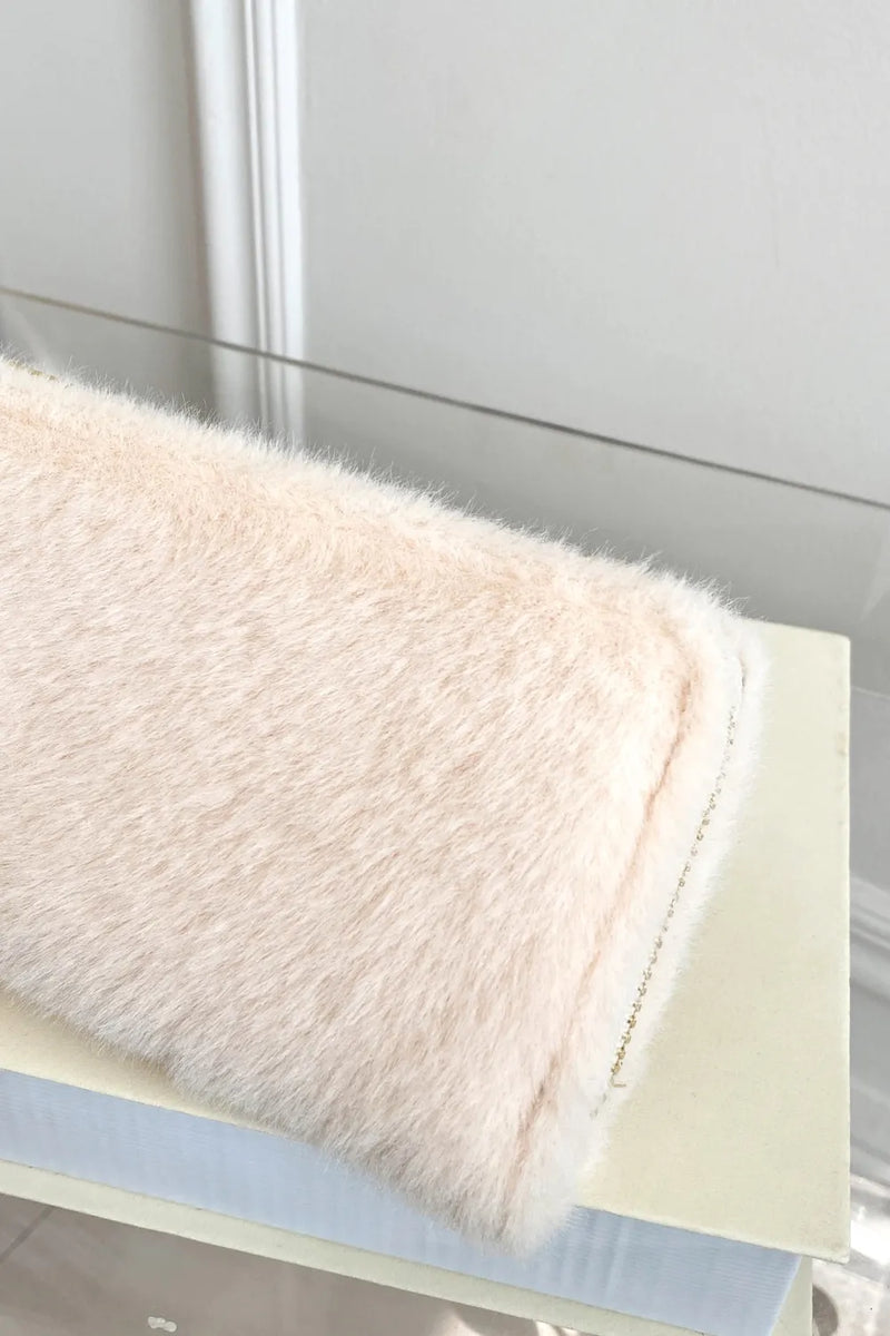 5ca95012-9149-4110-9ce4-0949692cc4d5-Max