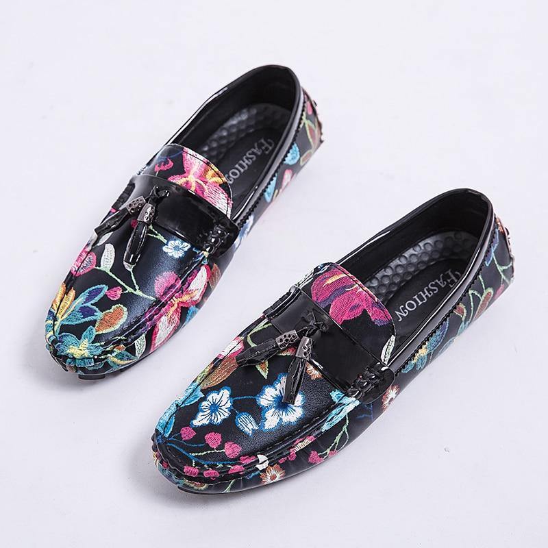 Men's Casual Flower Design Loafers - AM APPAREL
